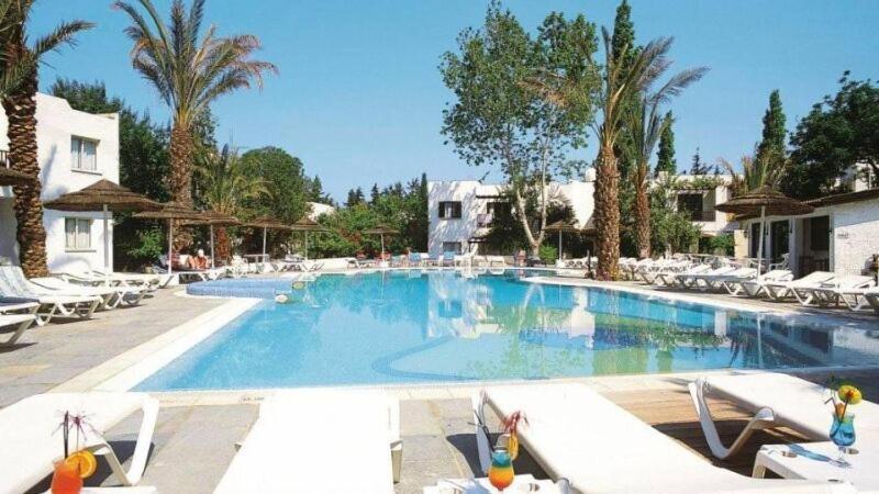 Paphos Gardens Apartment Экстерьер фото